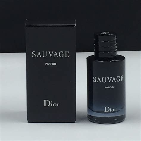 dior sauvage mini bottle